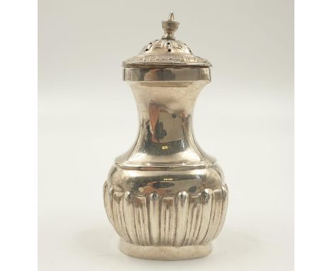 A Vintage Silver Salt Caster. Rubenesque shape, removable lid. 9cm high. 32g 