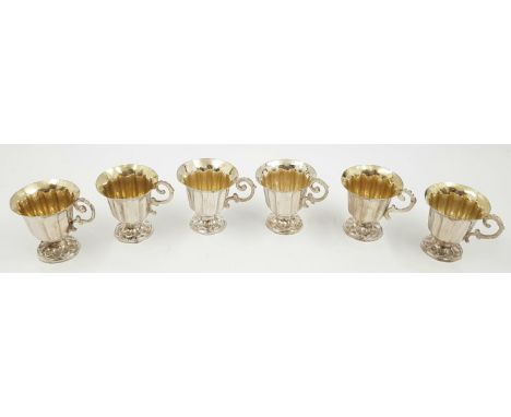 6 Vintage Miniature Silver Punch Cups. Gilded inlay, ribbed design - Gorgeous. 4cm tall. 85g Total weight. 