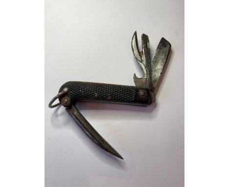 Vintage HM Stater British ARMY KNIFE.  Having Military Markings to Blade and date for 1946.  Marlin Spike Model. 
