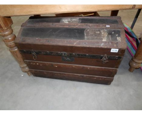 An old cabin trunk