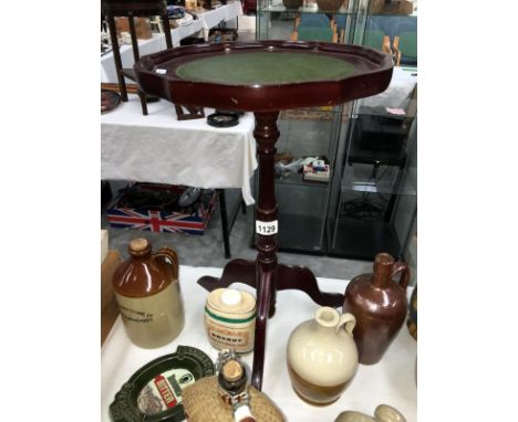 A tripod wine table