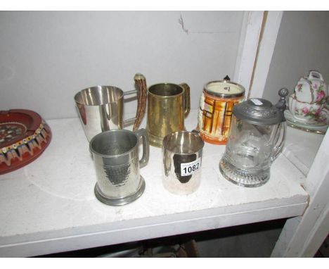 3 glass tankards, a ceramic tankard and a glass beer stein