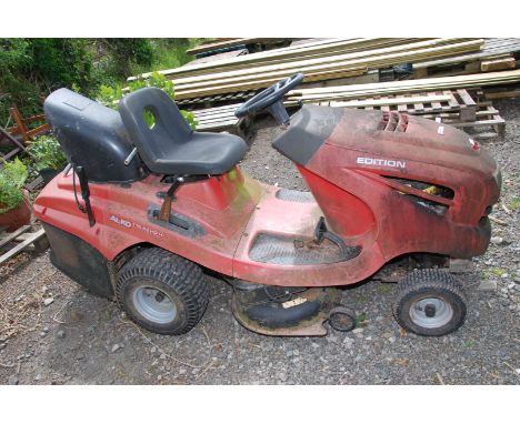 A AL-KO ride on lawn mower with grass collection box (engine turns), fitted with a "Honda" V-twin two-cylinder overhead cam e