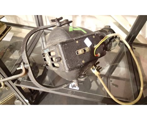 Single theatre light CONDITION REPORT: All electrical items in this lot have been PAT tested for safety and have passed. This