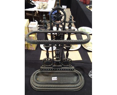 Cast iron Victorian type stick/umbrella stand H: 60 cm