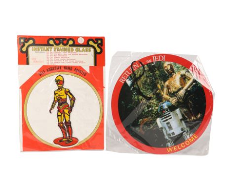 STAR WARS: ORIGINAL TRILOGY (1977 - 1983) - Anthony Daniels Collection: Yamakatsu Hanging Sign and C-3PO "Instant Stained Gla