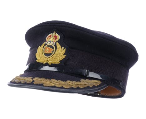 TITANIC (1997) - Captain Edward Smith's (Bernard Hill) CapCaptain Edward Smith's (Bernard Hill) cap from James Cameron's Tita