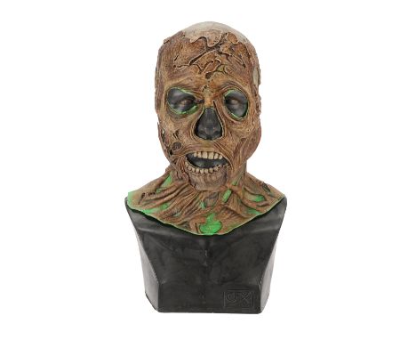 GAME OF THRONES (TV SERIES, 2011-2019) - Wight MaskA wight mask from the fantasy television series Game of Thrones. The zombi