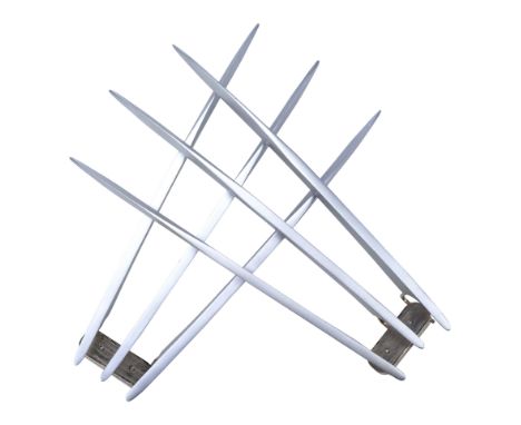 X-MEN ORIGINS: WOLVERINE (2009) - Wolverine's (Hugh Jackman) Adamantium ClawsWolverine's (Hugh Jackman) adamantium claws from