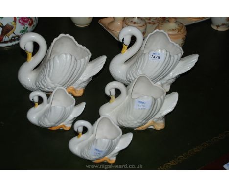 Five graduated Sylvac Swans
