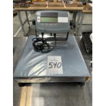 Ohaus Defender 5000 Bench-Top Scale