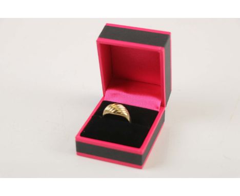 A 9ct yellow gold twist signet style ring 