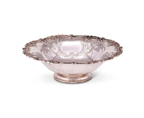 A French silver ewer and basin by Debain & Flamant, Paris 1838-1972 1st standard (.950), circa 1870, the baluster ewer with a