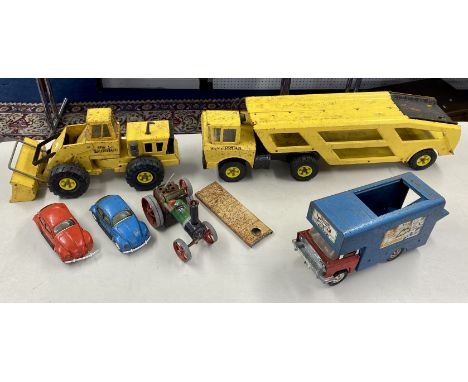 A collection of large vintage metal Tonka toys including a car Transporter (Approx 82cm Long) which unusually still has the 1
