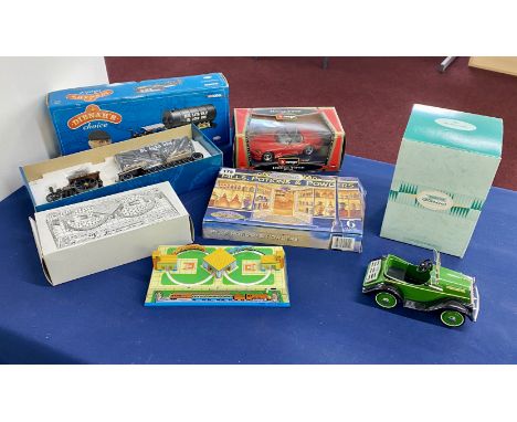 A collection of five items. Matchbox Special edition gift set of 6 classic vehicles, Dodge Viper RT/10, Corgi Limited Edition