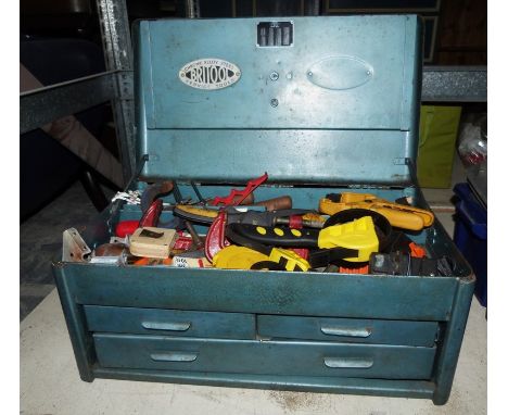 Vintage metal box, Chrome Alloy Steel Service Tools Britool, full of tools
Condition ReportThere are some tools in the trays,