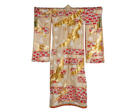 JAPAN, Traditioneller Hochzeitskimono "Shiromuku", 20.Jh. heller Seidenbrokat, farbige Stickerei mit Gold- und Silberfäden, r