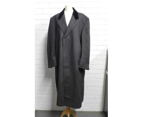 Christian Dior Monsieur grey herringbone coat, flat measurements approximately 48cm shoulder to shoulder, 62cm across the che