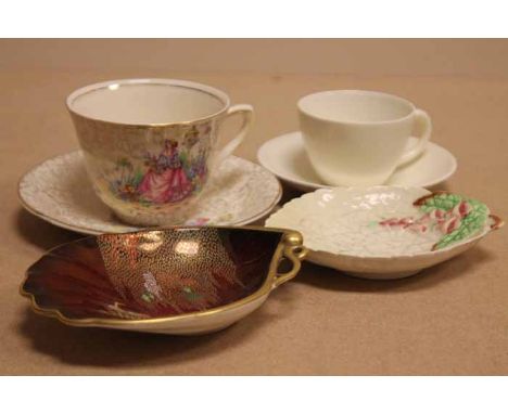 SELECTION OF CERAMICS AND A CRYSTAL DECANTER
including a Carlton ware Rouge Royale heron pattern scollaped butter dish, a set