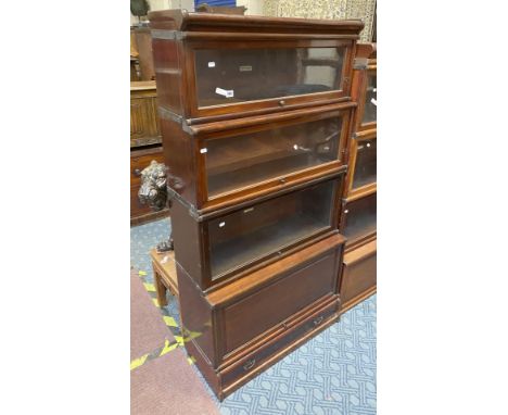 FIVE SECTION GLOBE WERNICKE BOOKCASE