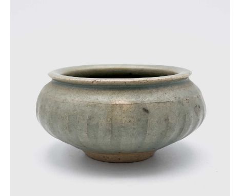 Katharine PLEYDELL-BOUVERIE (1895-1985)A celadon glazed bowlPersonal seal, Maximum Diameter 11.5cm Height 5.7cmCondition repo