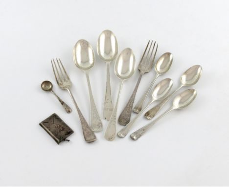 A small mixed lot of silver flatware, various dates and makers, comprising: a set of three teaspoons, maker's mark PA, plus a