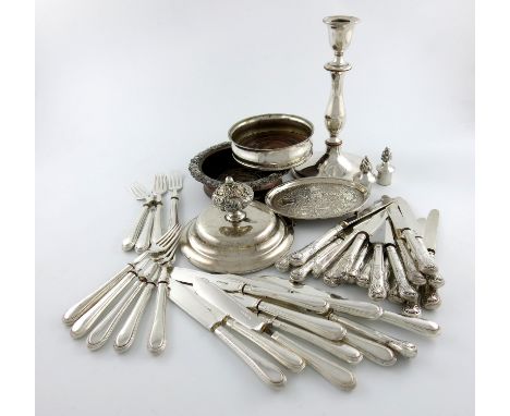 A mixed lot, comprising silver items: a matched set of sixteen George III/IV silver King's pattern fruit knives, the majority