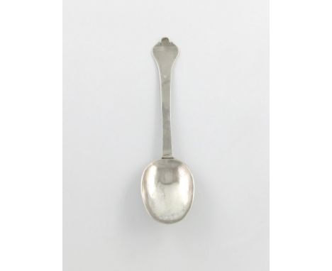 A Charles II silver Trefid spoon, by John King, London 1671, the reverse of the bowl with a ribbed rat-tail, the reverse of t