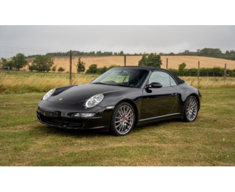 The sixth generation of the Porsche 911 was dubbed the 997 and introduced in 2005. It retained the previous model’s basic pro
