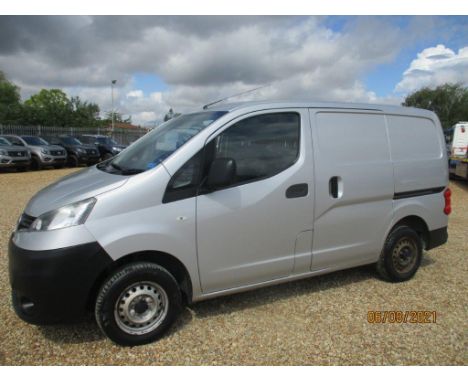 Make &amp; Model: Nissan NV200 SE DCIDate of Reg: AJ13 SWFColour: Silvercc: 1461MoT: 11-08-2021Fuel Type: DIESELMileage: 104k