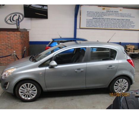 Make &amp; Model: Vauxhall Corsa SEDate of Reg: PO11 XBCColour: Silvercc: 1229MoT: 25-03-2022Fuel Type: PETROLMileage: 50kTra
