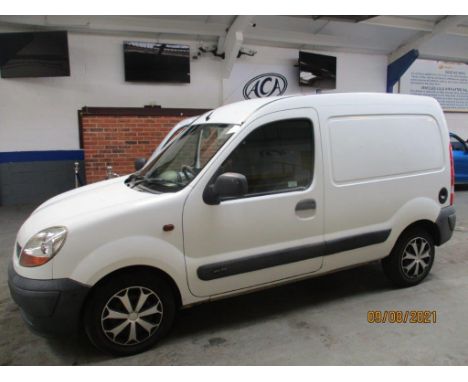 Make &amp; Model: Renault Kangoo SL170DCi 70Date of Reg: NU54 NXEColour: Whitecc: 1461MoT: 28-01-2022Fuel Type: DIESELMileage