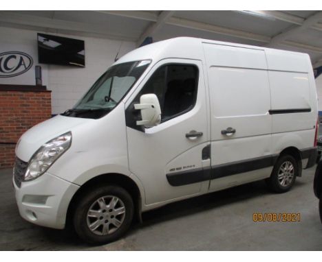 Make &amp; Model: Renault Master SM33 Sport DCiDate of Reg: HV61 XPXColour: Whitecc: 2298MoT: 25-06-2022Fuel Type: DIESELMile