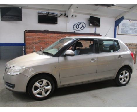 Make &amp; Model: Skoda Fabia 2 TDI 105Date of Reg: AJ08 YNGColour: Beigecc: 1896MoT: 29-08-2021Fuel Type: DIESELMileage: 111