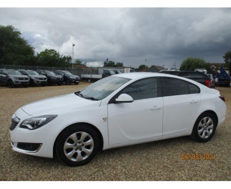 Make &amp; Model: Vauxhall Insignia SRI S/SDate of Reg: BGZ 3189Colour: Whitecc: 1364MoT: 04-10-2021Fuel Type: PETROLMileage: