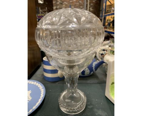 A VINTAGE GLASS 'MUSHROOM' LAMP - IN NEED OF RE-WIRING HEIGHT 30CM 