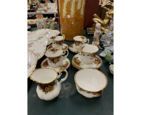 A QUANTITY OF ROYAL ALBERT 'OLD COUNTRY ROSES' TO INCLUDE CUPS, SAUCERS, SUGAR BOWL AND CREAM JUG 