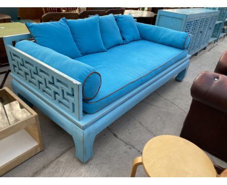 A 'NICKY CORNELL' BLUE ORIENTAL STYLE SOFA/BENCH WITH CUSHIONS, 80X37" 