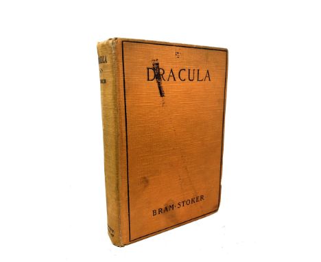 Bram Stoker's Dracula, American first edition, Grosset &amp; Dunlap, New York, 1897.  CONDITION REPORT: Wear to edges of canv