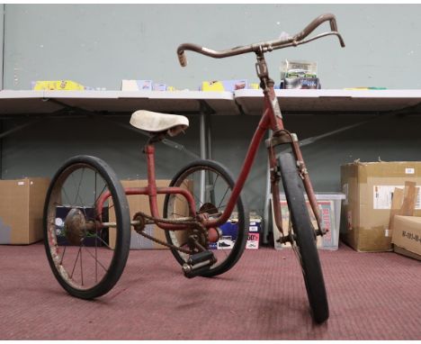 1930's child's Tri-Ang tricycle 