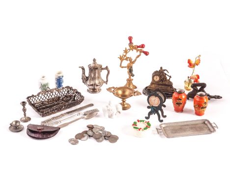 Dolls’ house chattels: soft metal cutlery tray painted gold cast metal mantel clock, figural lamp and footed fruit bowl, mini
