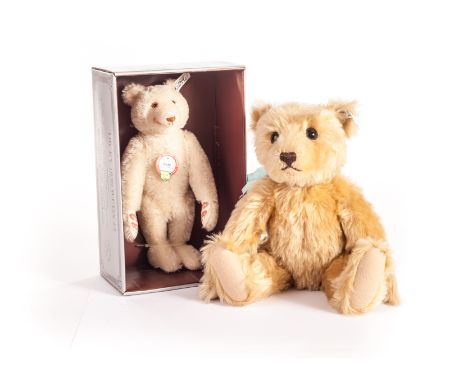 A Steiff Limited Edition replica Dicky 1930, white 25, 1992, 2488 of 9000; and a British Collector’s 1906 Replica Teddy Bear,