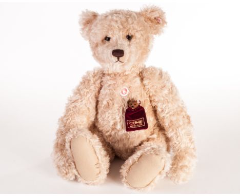 A large Steiff Limited Edition North American Exclusive 2007, Ernst and Elsa, 540 of 1500, in original bag - 26in (66cm) high