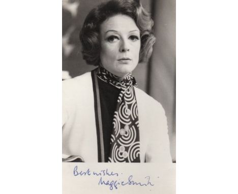 ACADEMY AWARD WINNERS: Selection of signed postcard photographs and slightly larger, 8 x 10's (3), by various Oscar winning a