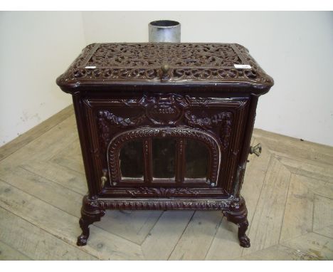 French style enamel Le Selegt wood burning stove with lift up hot plate (51cm x 51cm x 56cm)