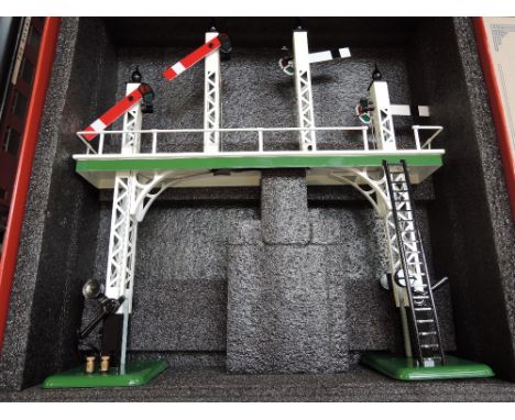 An ACE trains O gauge vintage style signal gantry, boxed