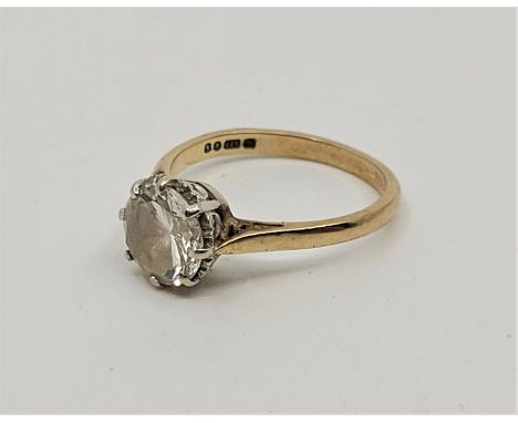 A 9ct. gold and paste set ring, size UK M. (gross weight 2.5g)