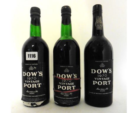 3 bottles of Dow's 1970 Vintage Port (ullages 1x into neck, 1x top shoulder & 1x upper mid shoulder)