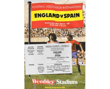 1981 ENGLAND V SPAIN PROGRAMME &amp; RARE COMPLETE STEWARDS TICKET
Both good condition