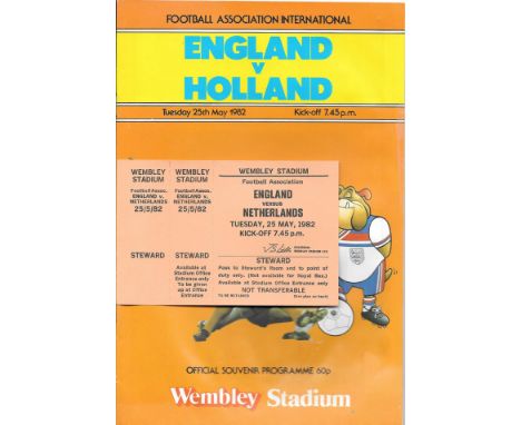 1982 ENGLAND V HOLLAND PROGRAMME &amp; RARE COMPLETE STEWARDS TICKET
Ticket good, programme slight fold